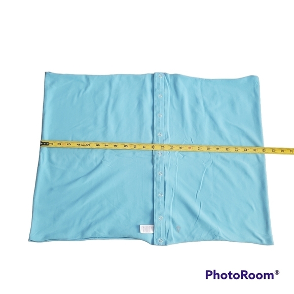 Aviva Scarf - Picture 4 of 9